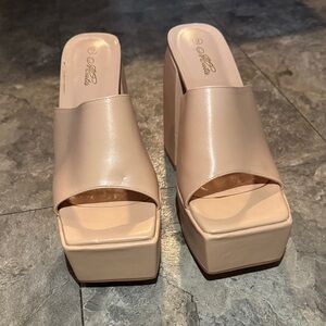 Elegant Beige Platform Mules